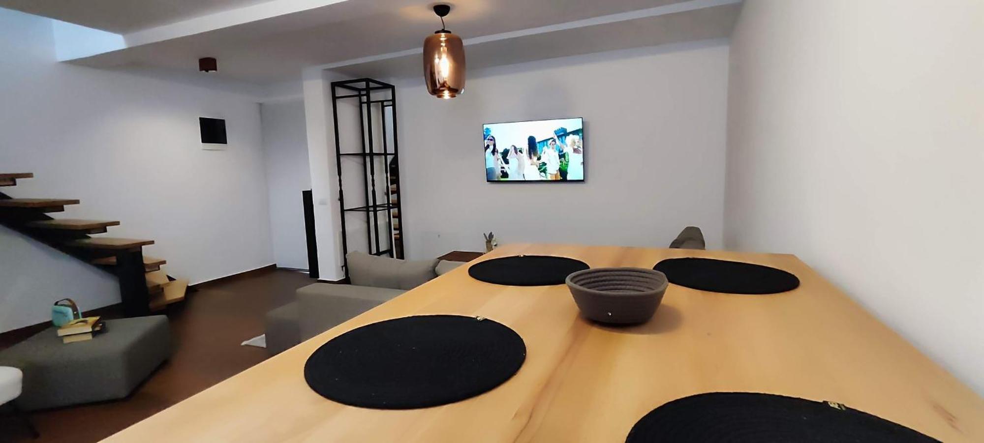 Oldtown Prishtina Apartments พริสตีนา ภายนอก รูปภาพ